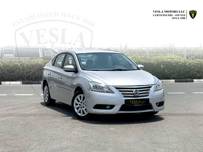 UNLIMITED MILEAGE WARRANTY / NAVIGATION + APPLE CARPLAY + REVERSE CAMERA / FINANCE AVAILABLE