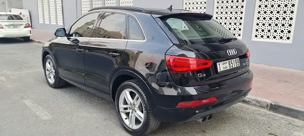 Audi Q3 2015 35 TFSI Quattro - GCC Specs - Single Lady Onwer