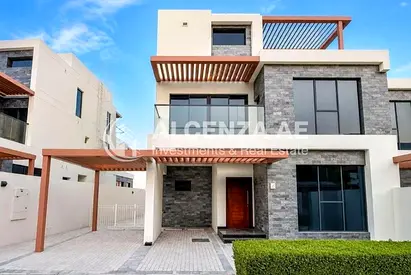 Luxuries | Corner Unit | Golf Course & Lake Views