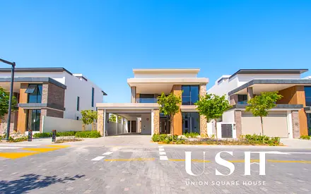 Brand New Luxury 4 Bedroom convertible to 5 Bedroom I Single Row
