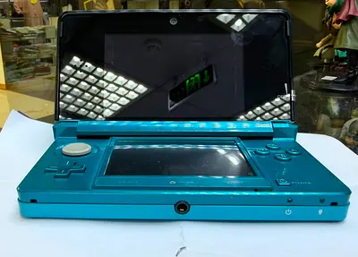 Nintendo 3DS blou color good condition