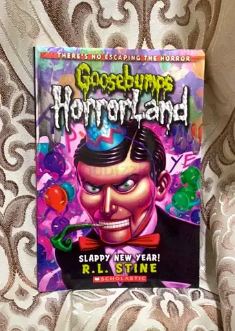 Goosebumps HorrorLand: Slappy New Year! by R.L. Stine (Paperback)