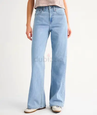 Abercrombie & Fitch Light Blue High-Waist Wide Leg Jeans, Size 26 Long