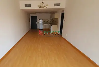 Vacant Mid Aug || Pool View || Mid Floor