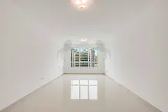 Study room 2BR | Closed-Kitchen | Big Layout
