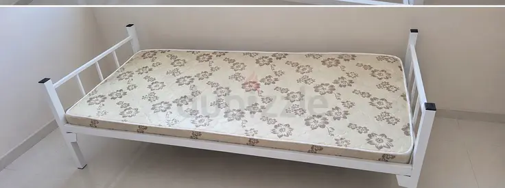 White Single Metal Bed Frame with Mattress — Good Condition