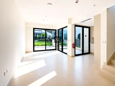 PREMIUM LOCATION | NEXT TO AMENITIES | CORNER UNIT