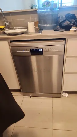 Siemens stainless steel dishwasher in good working condition