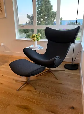 Iconic Danish BoConcept Imola Swivel Lounge Chair & Ottoman – Sculptural Luxury Statement