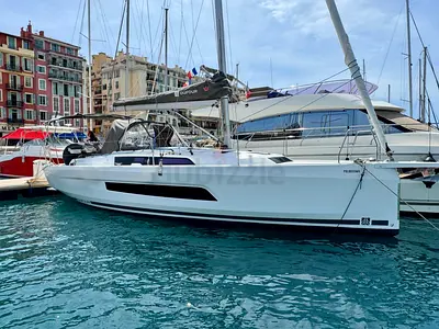 DUFOUR 37 (2025) - BERTHED AT DOSC