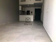 Cozy 1 BR+Maid |Unfurnished |Equipped Kitchen