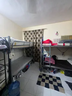 Executive ladies' bed space available in the heart of Karama.