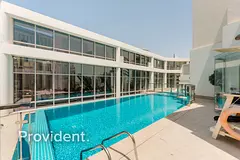 Luxury Furnished| Chiller Free|Marina Canal Access