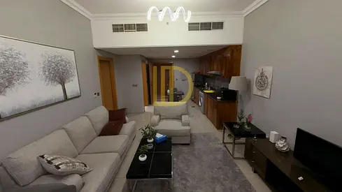 Prime Location | 2 Full Bathroom | Vacant