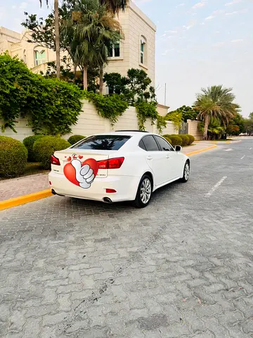 Lexus IS 300 2008 GCC Specs - Well Maintained