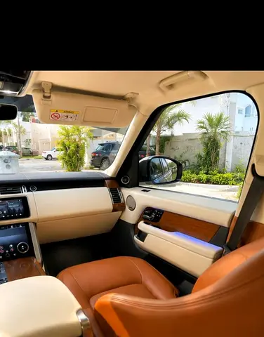 2019 LAND Rover RANGE ROVER — фото 4