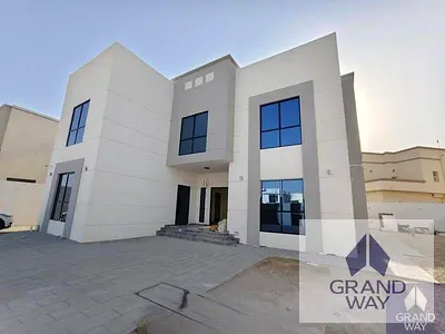 Brand New 5BR Villa | Big Garden | Luxury Living