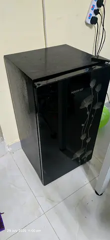 Krome Compact Mini Fridge with Floral Design