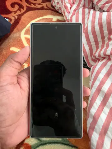 Used Samsung Galaxy Z Fold 7 phone in good condition
