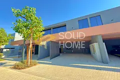 Elegant Townhouse | Brand New | Close to Community Entrance