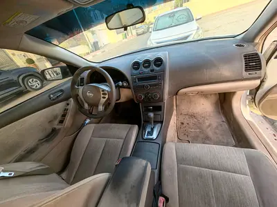 Nissan Altima S 2011 American Specs - Well Maintained