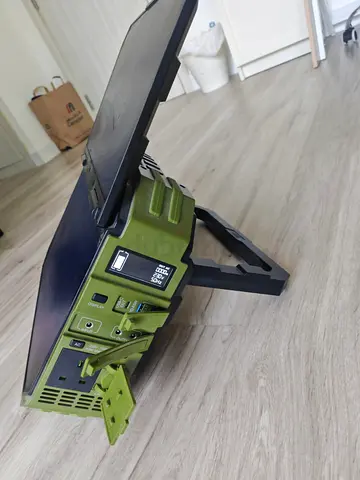Solar power bank