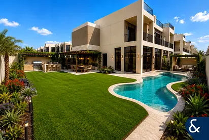 Exclusive | True Corner Unit| Huge Plot