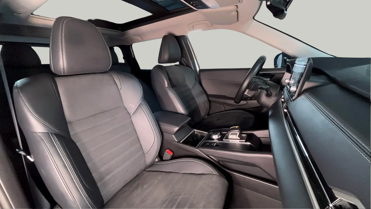 Mitsubishi Outlander 2025