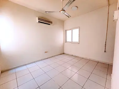 Spacious Studio for Bachelors/ Staff near to Sheikh Zayed road
