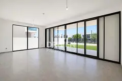 Single Row | Flexible Cheques | Prime Location