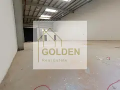 For rent in the Umm Al Thu'ub Industrial Area – Umm Al Quwain, a 2,000 sq ft warehouse offers a pr