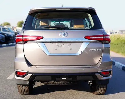 2026 Toyota FORTUNER — фото 4