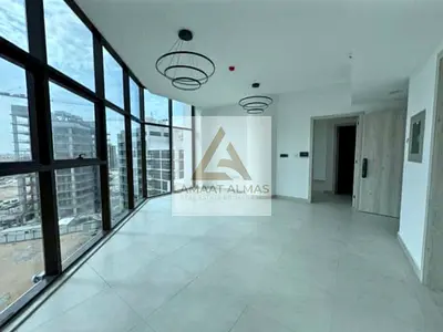 Spacious Family Residence | Bright | Best Offer