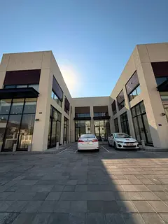 SHOPS