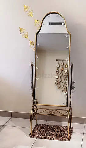 Standalone Rustic Gold Mirror with decoration