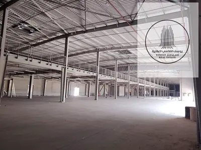 Showroom space 83,923 sq ft | 500kW Electricity | Al Sajaa Industrial Area