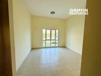 1BED| UNFURNISHED | VACANT | 2 OPTIONS