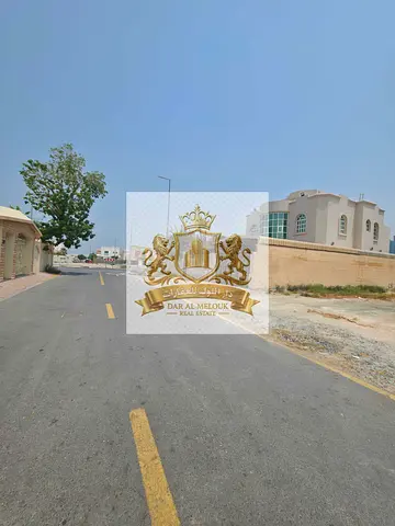 🏡 A prime opportunity to own a residential plot in one of Sharjah's most prestigious areas – Al Heera (Al Nakheelat) Suburb 📍 Location: Al Nakheelat – Al Heera Suburb – Sharjah 📐 Area: 6,472 sq ft 🏗️