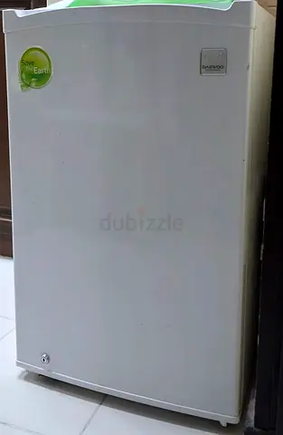 Small Daewoo Refrigerator - Compact Single Door, Good Working Condition