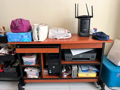 Computer table for sale