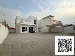New villa with an area of 5000 feet
