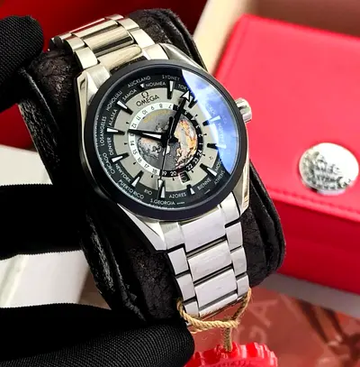This OMEGA Seamaster Aqua Terra Worldtimer watch features a 43mm stainless steel case and a detailed