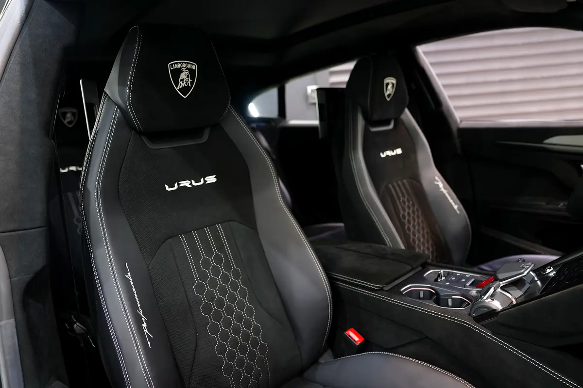 Lamborghini Urus 2024