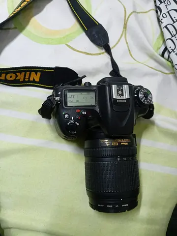 Nikon D7100 DSLR Camera Body + Lense+ flash + bag + Strap External Flash - Excellent Condition