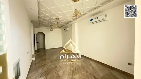 Villa including electricity, water, and air conditioning. Excellent location. Freehold ownership. O