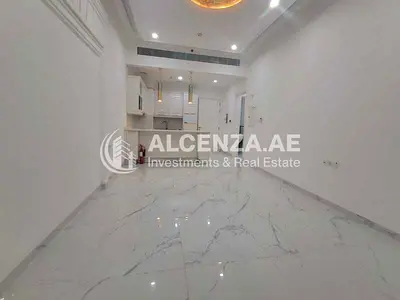 LUXURY WELLNESS | UNFURNISHED | COMMUNITY VIEW