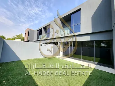 Full garden view. * No units directly opposite the townhouse. * Modern design and high-quality finishes. * Upscale residential community close to