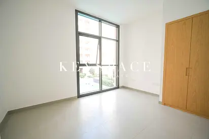 Modern Signature Residence | Walkable Urban Neighborhood | Resale