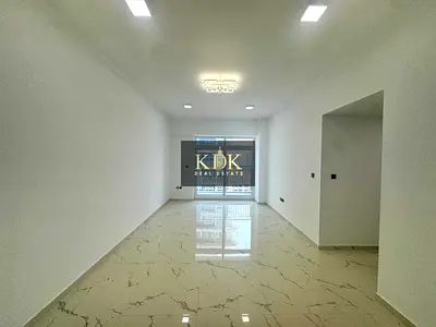 No Commission | Modern 2 BR+Store | Closed Kitchen