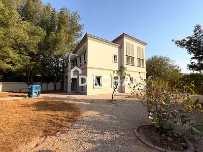 VACANT | LARGE PLOT | UNFURNISHED